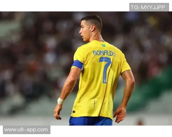 摩根力挺C罗被罚不公指责梅西同样动作却未受罚 摩根力挺C罗被罚不公指责梅西同样动作却未受罚