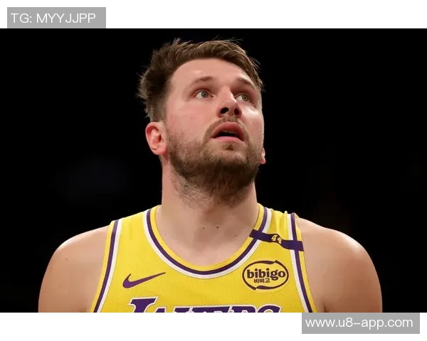 东契奇近期表现惊艳圆梦三双差之毫厘场均数据令人瞩目