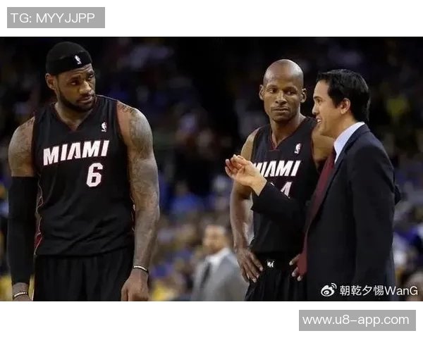 詹姆斯与斯波共同探讨现代篮球的节奏与空间的重要性