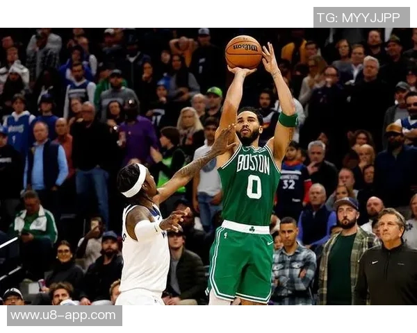 塔图姆热爱家乡与波士顿积极投身社区公益事业传递温暖